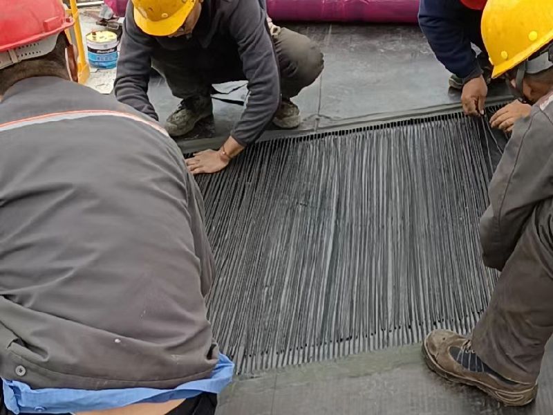 蓝颜
接口硫化